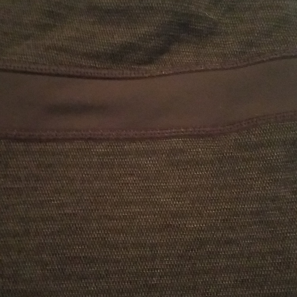 Lululemon capris - Picture 5 of 7